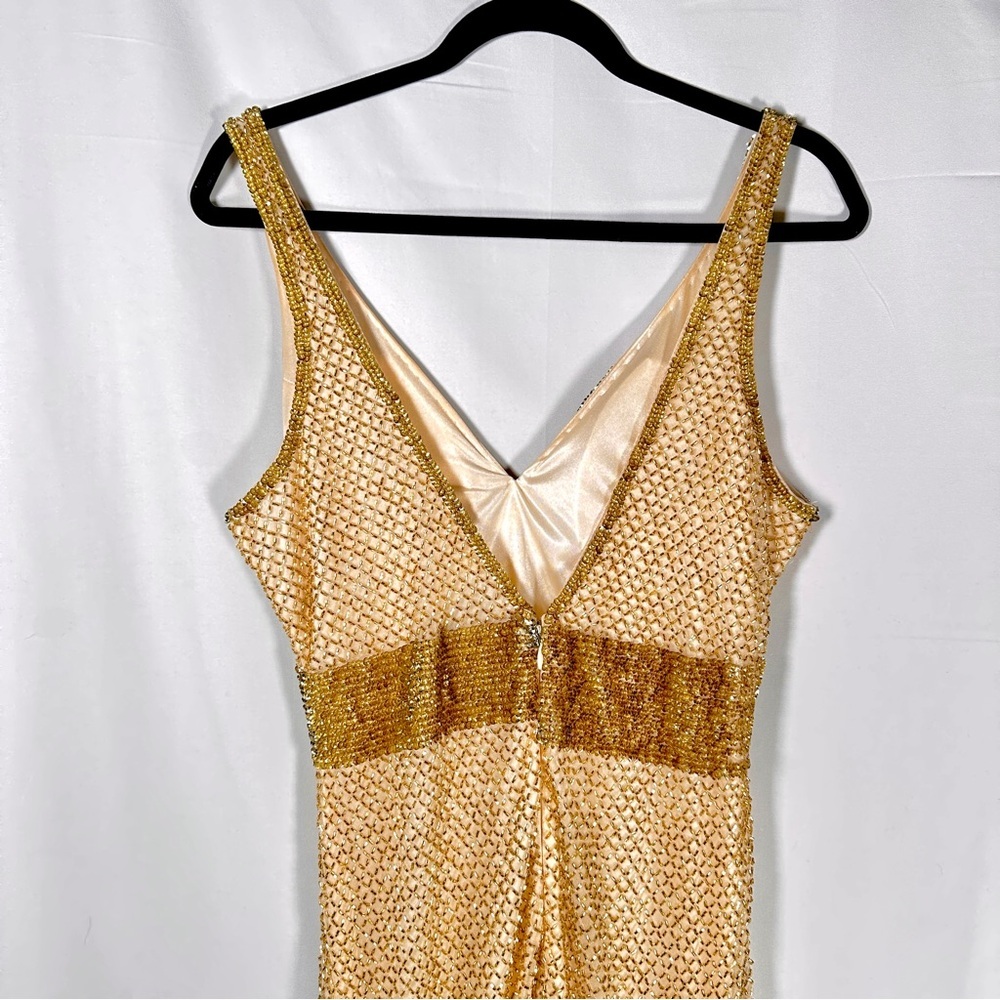 Mac Duggal Beaded V-Neck Evening Gown Gold Formal Gala Pageant Women's 10 - Picture 9 of 15